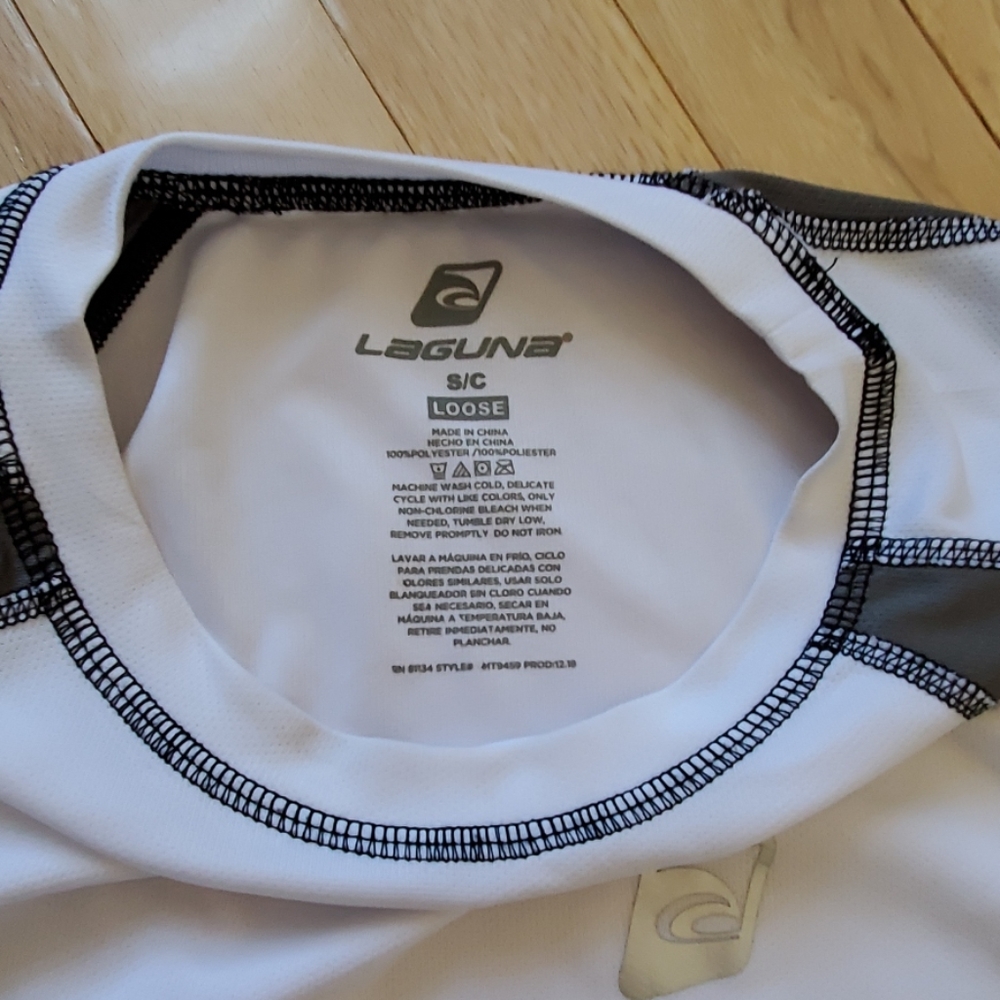 Laguna Rashguard - Picture 3 of 5
